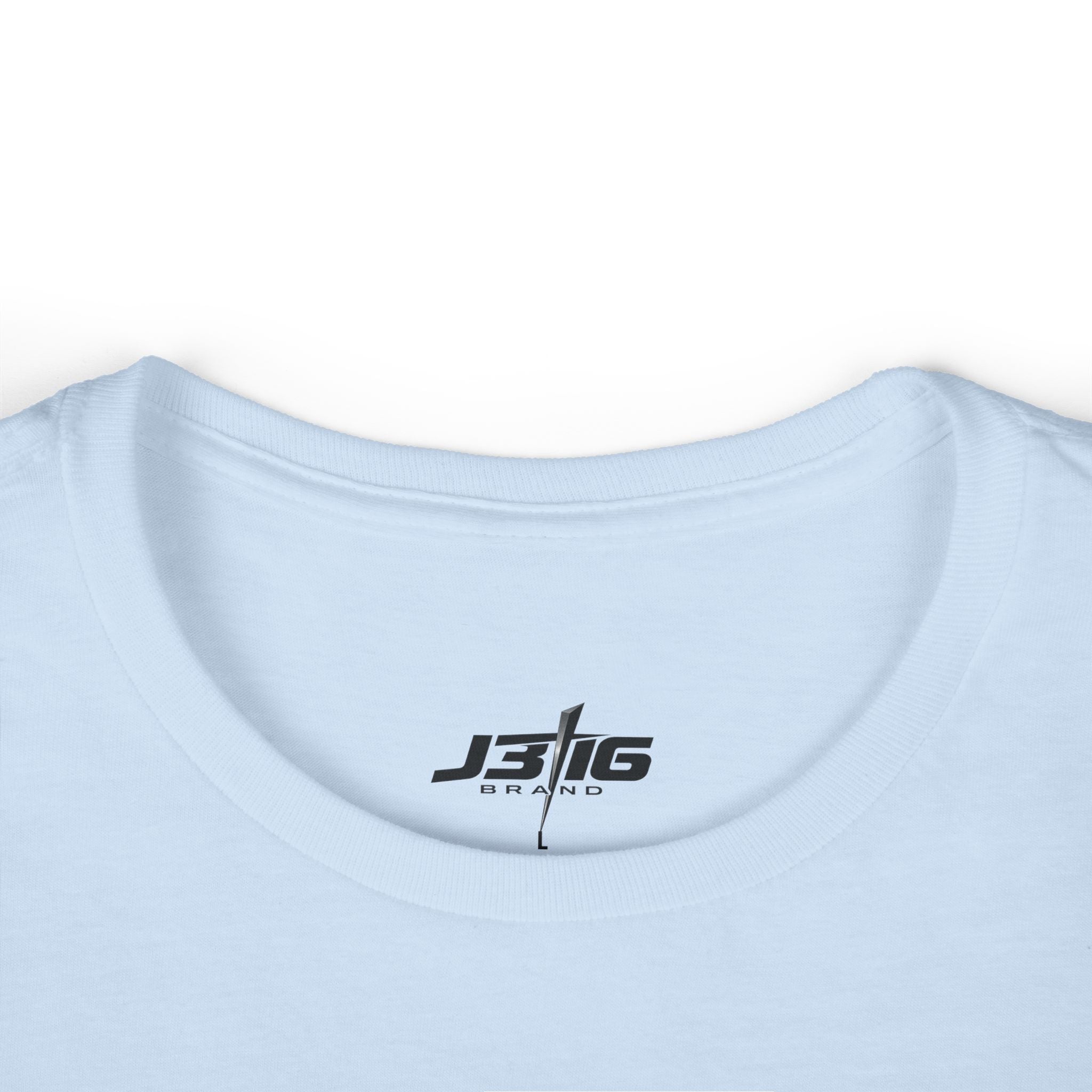 Hija del Rey Women’s Tee — ‘Romanos 8:17’ Spanish Christian Faith Shirt