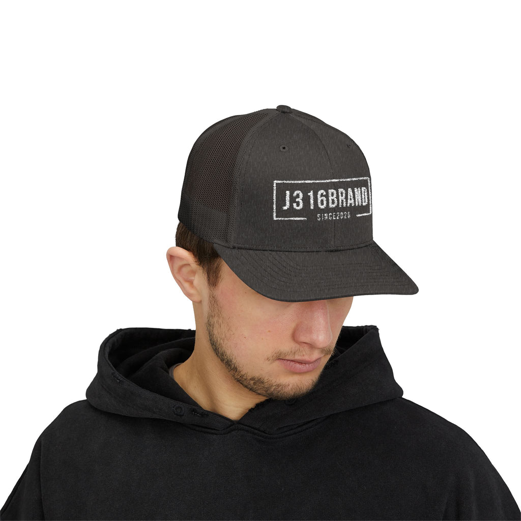 J316 Minimalist Snapback Trucker Cap