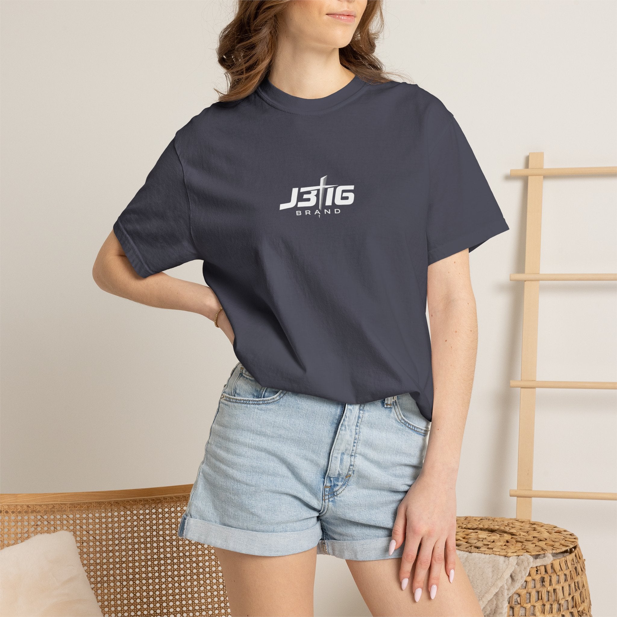 Religious Graphic T-Shirt — "Cristo Mi Redentor" Street Art Design