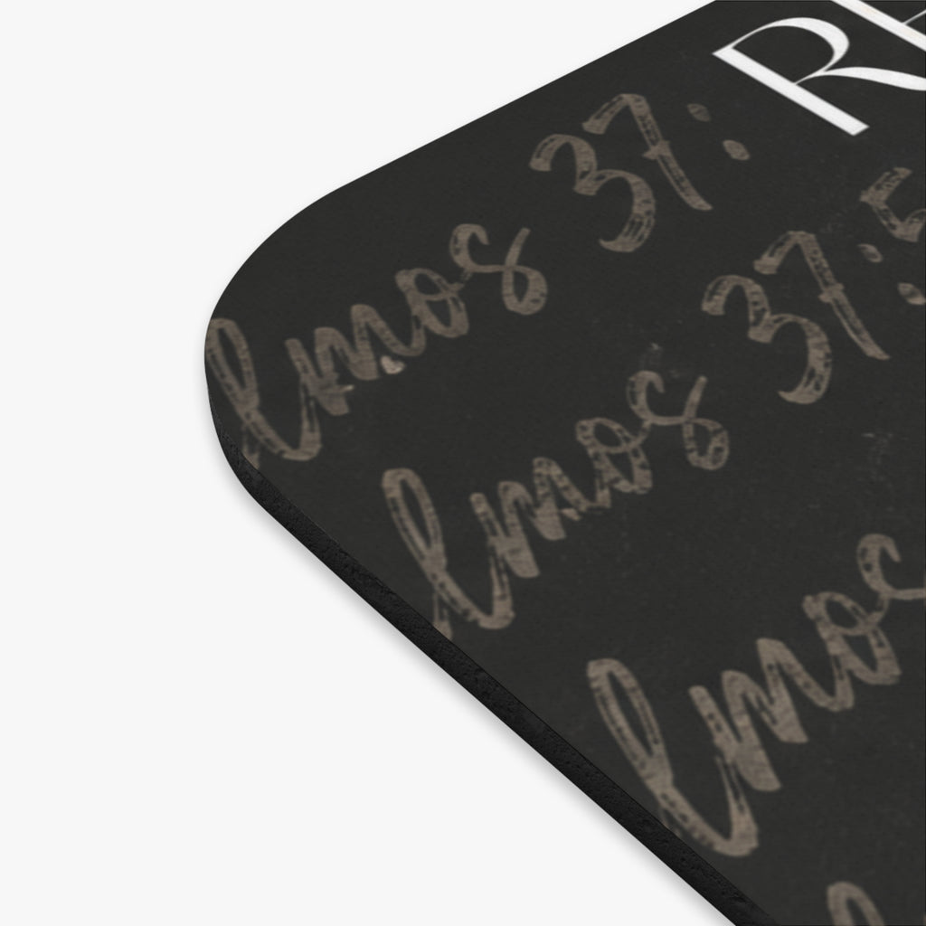 J316 Ora, Confía y Descansa Mouse Pad